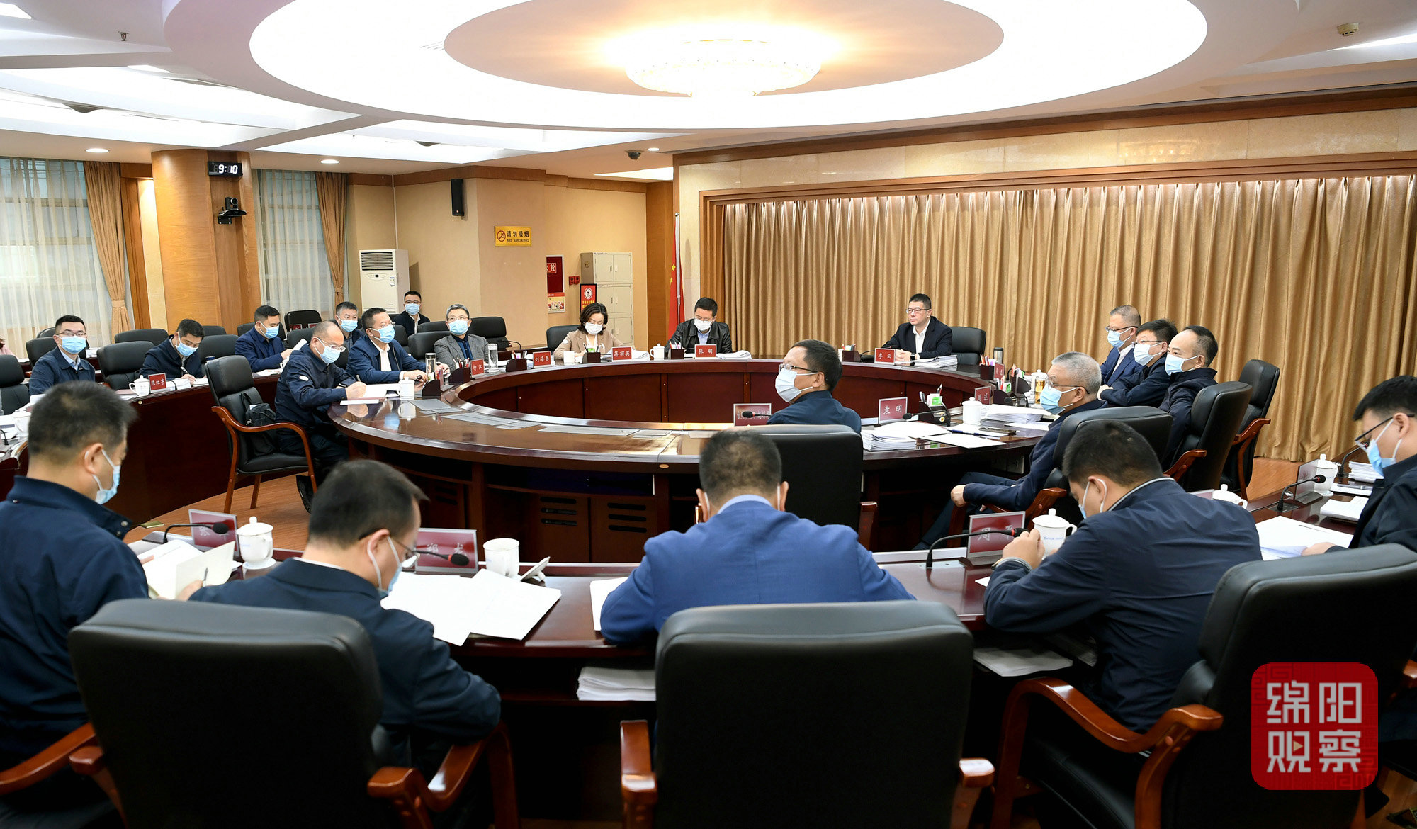 2022年10月12日，市政府第38次常務(wù)會(huì)  張莉 攝.jpg