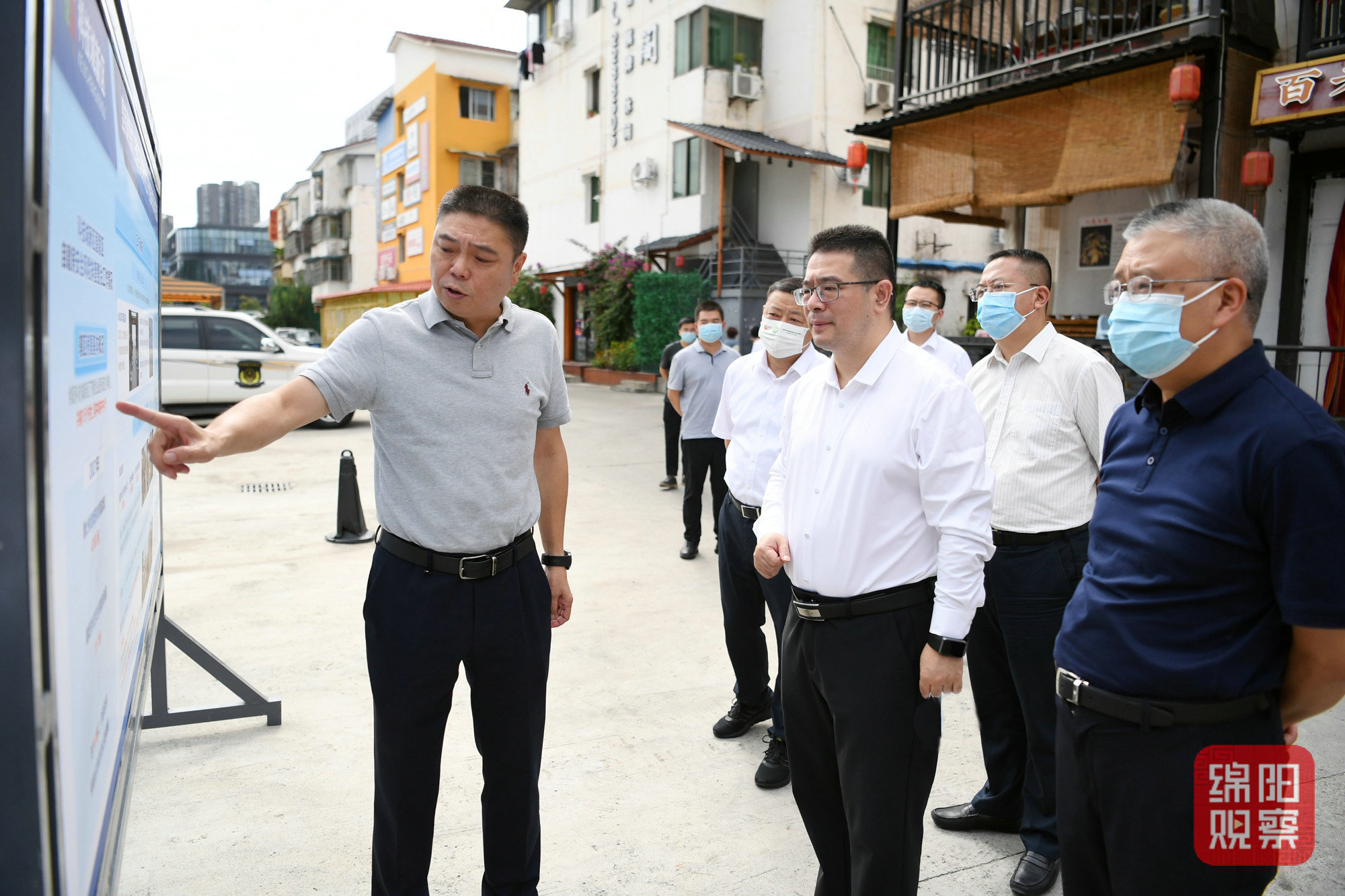 2022年9月5日，李云督導(dǎo)自建房安全專項(xiàng)整治工作2  張莉 攝.jpg