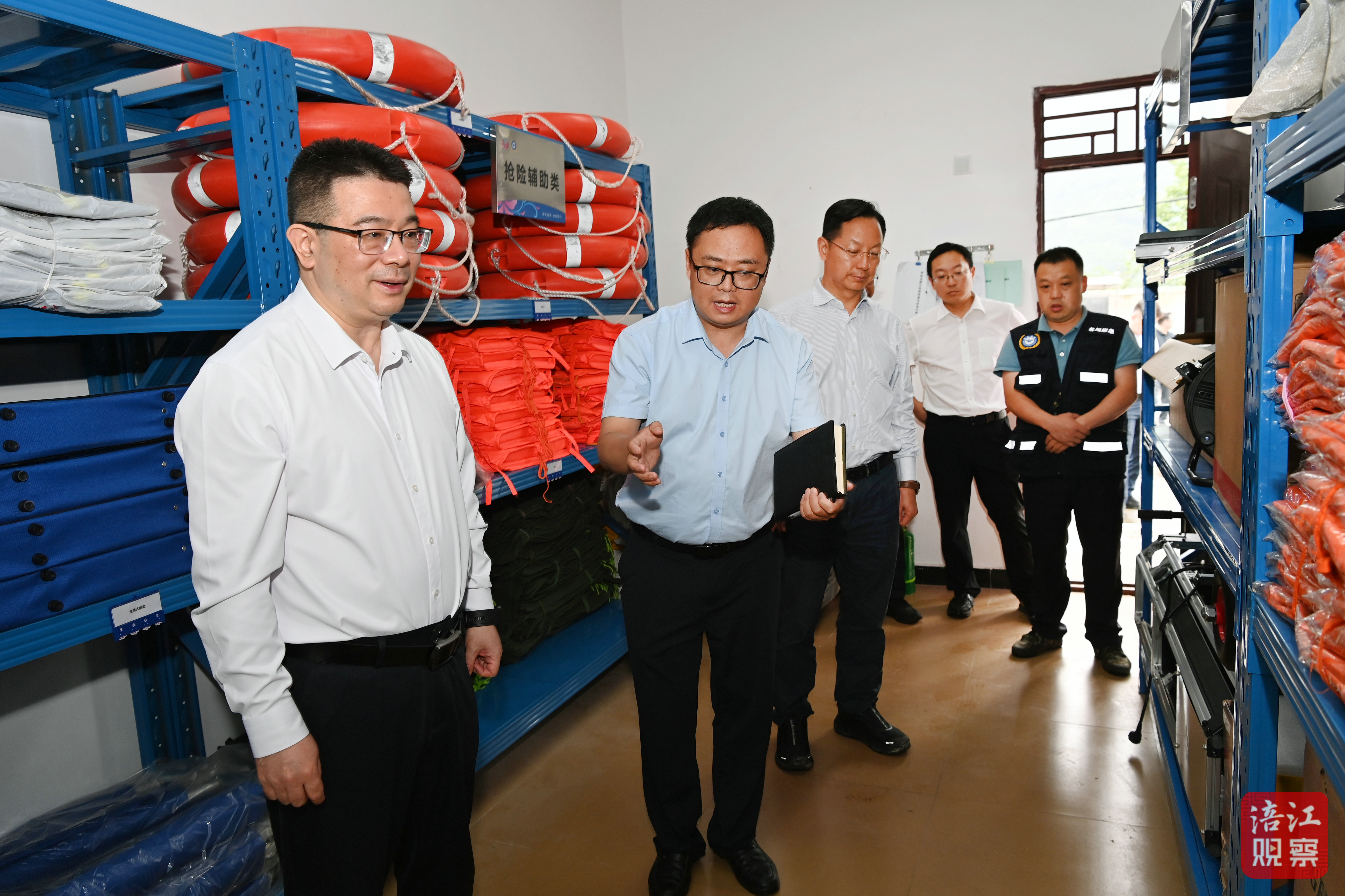 2025年5月30日，李云督導(dǎo)檢查安全生產(chǎn)、防汛抗旱和地災(zāi)防治工作1(陳家壩)  張莉 攝.jpg