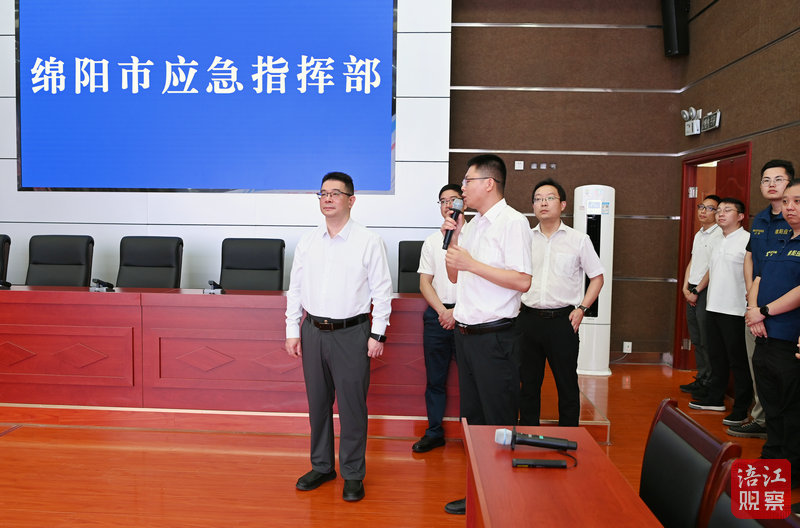 2025年6月10日，李云督導(dǎo)檢查應(yīng)急管理、食品安全、河長制等工作（應(yīng)急管理局）5   張莉 攝.jpg